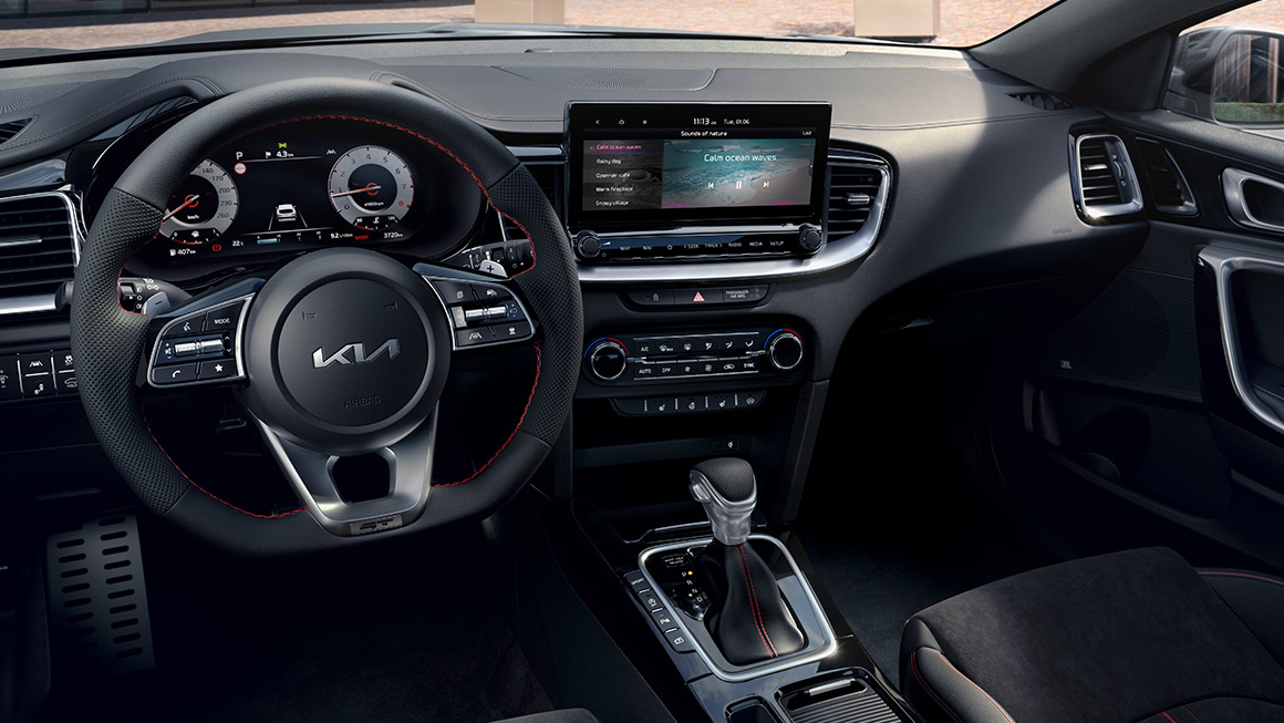 Kia ProCeed 10.25" Colour Touchscreen and 12.3" Driver Instrument Cluster