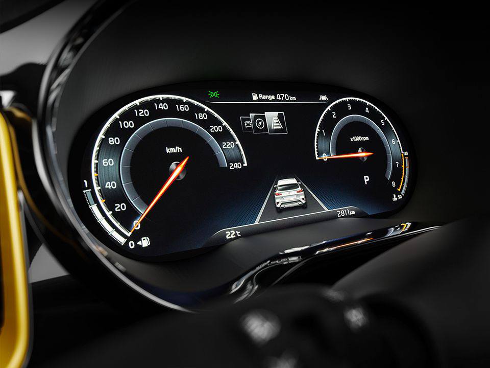 Kia XCeed with 12,3’’ full digital cluster
