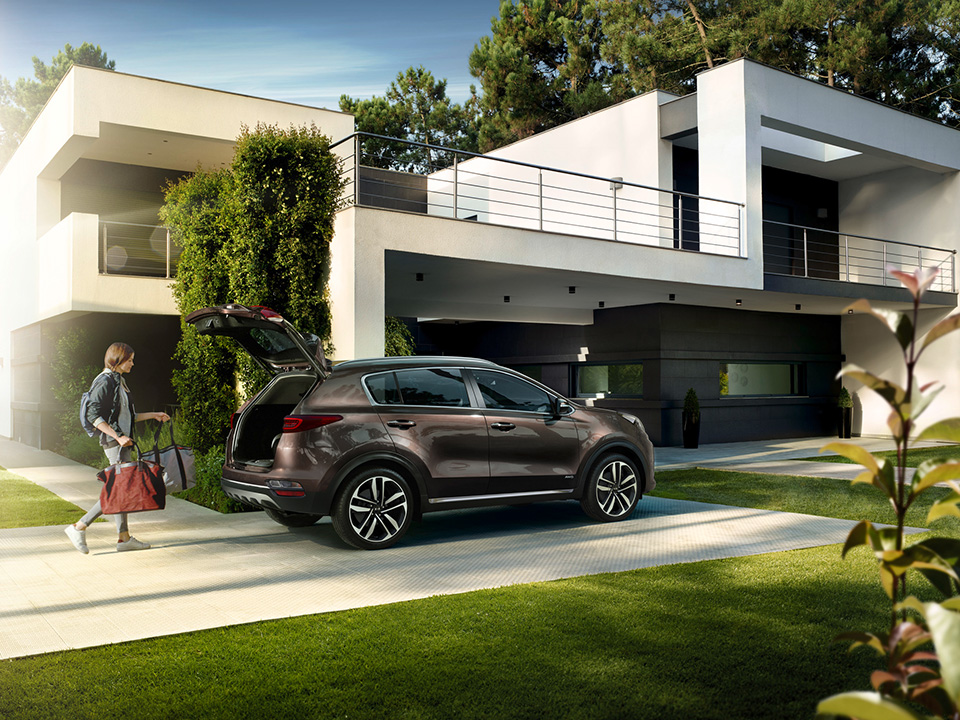 Kia Sportage refined interior with the new ergonomic cockpit